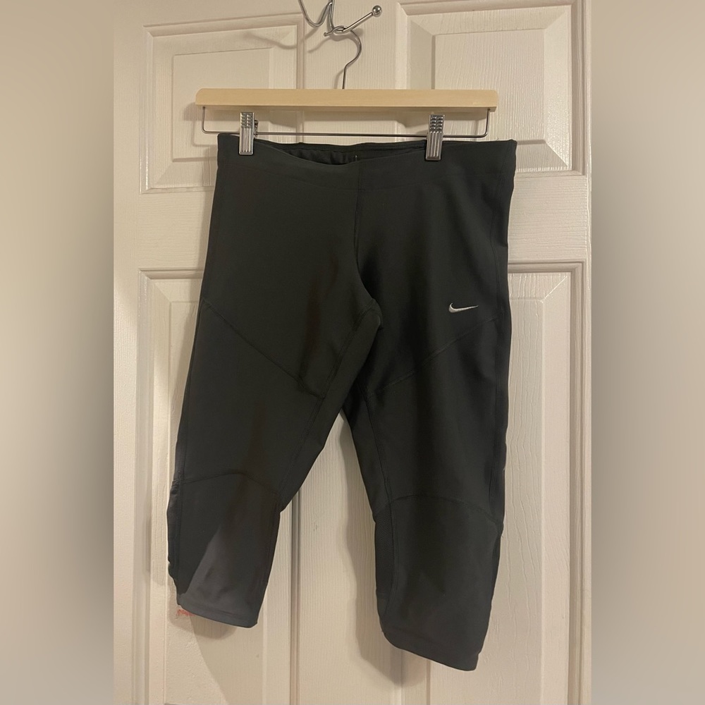 Nike leggings size small